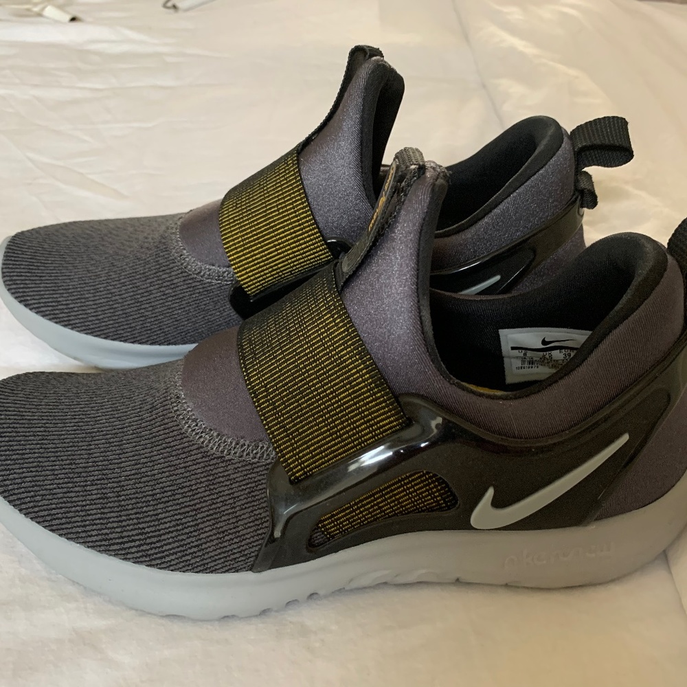 Nike Renew Ladies Running Shoe